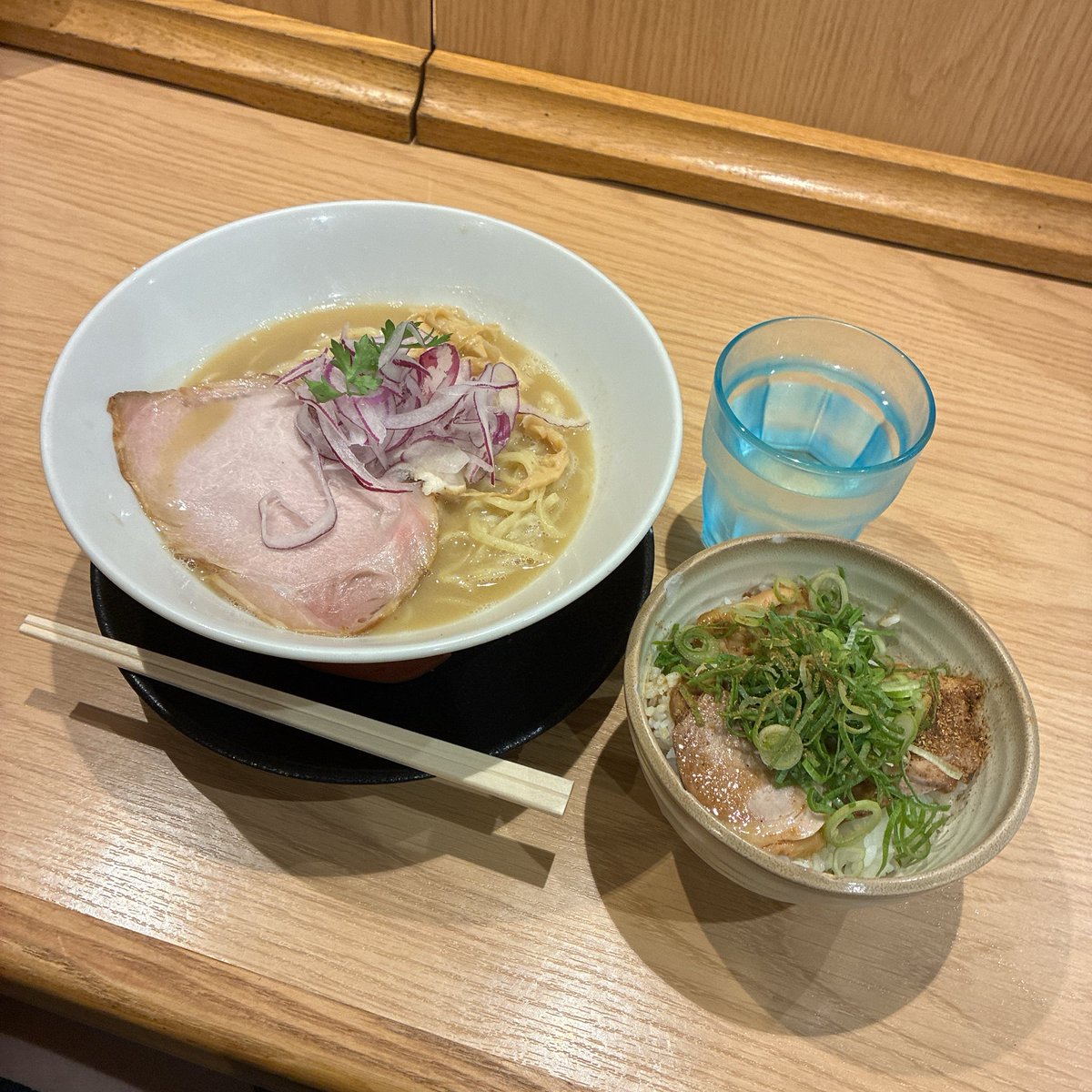 静岡出張終了😱💦
ラーメン食って帰る！
噂の『麺や厨』マジ最強✨

#静岡市 #ラーメン