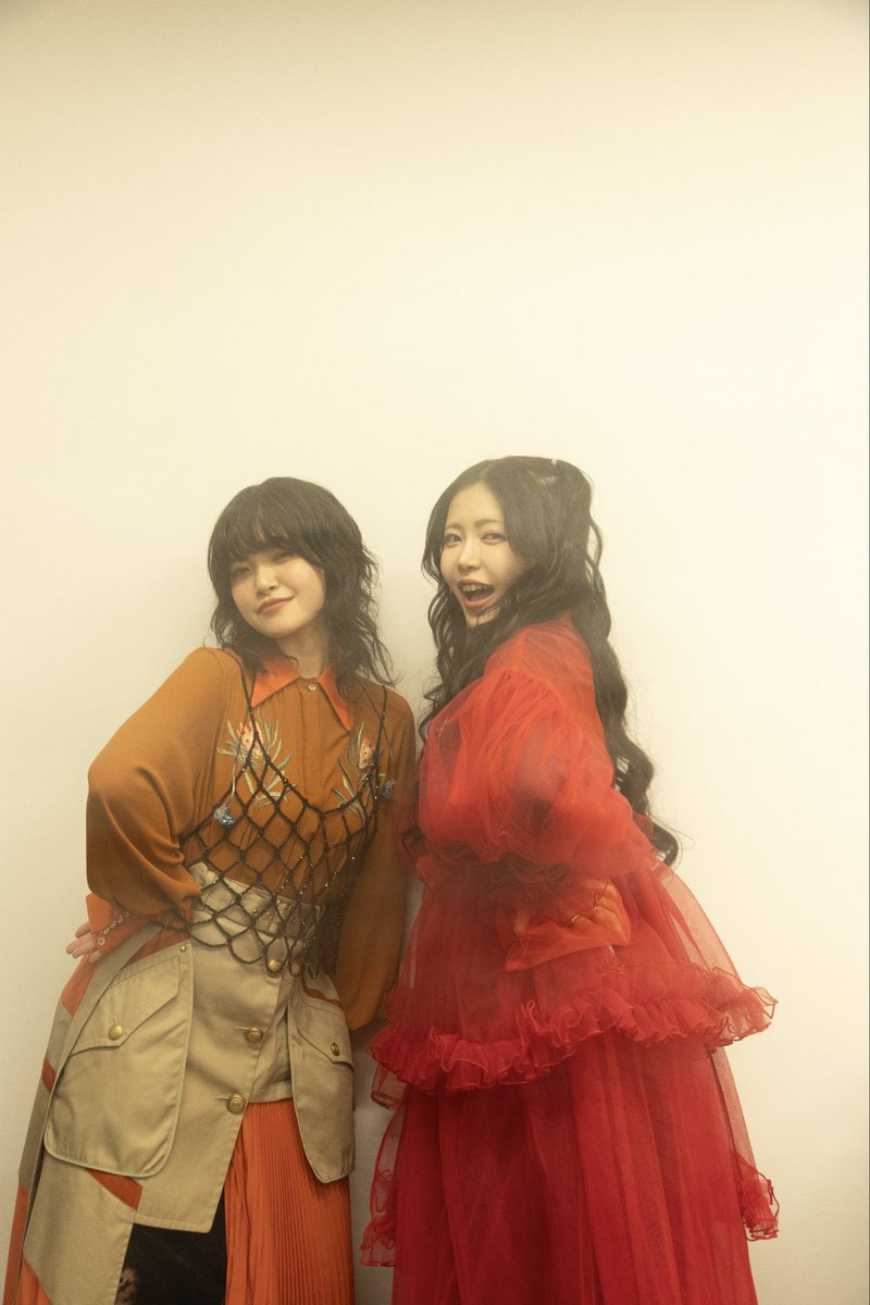 yasu_u3u's tweet image. #メメモリ1stLive ありがとうございました！
大好きなラメントを迫力あるオーケストラと共に。
リシェスの心と一緒に歌ったあの時間は、かけがえのない宝物です🙂‍↕️ペンライトキラキラでほんとに綺麗だったな💭
写真は素敵な共演者の方々と！🫶
片桐さんとは9年ぶりの再会でしたっ