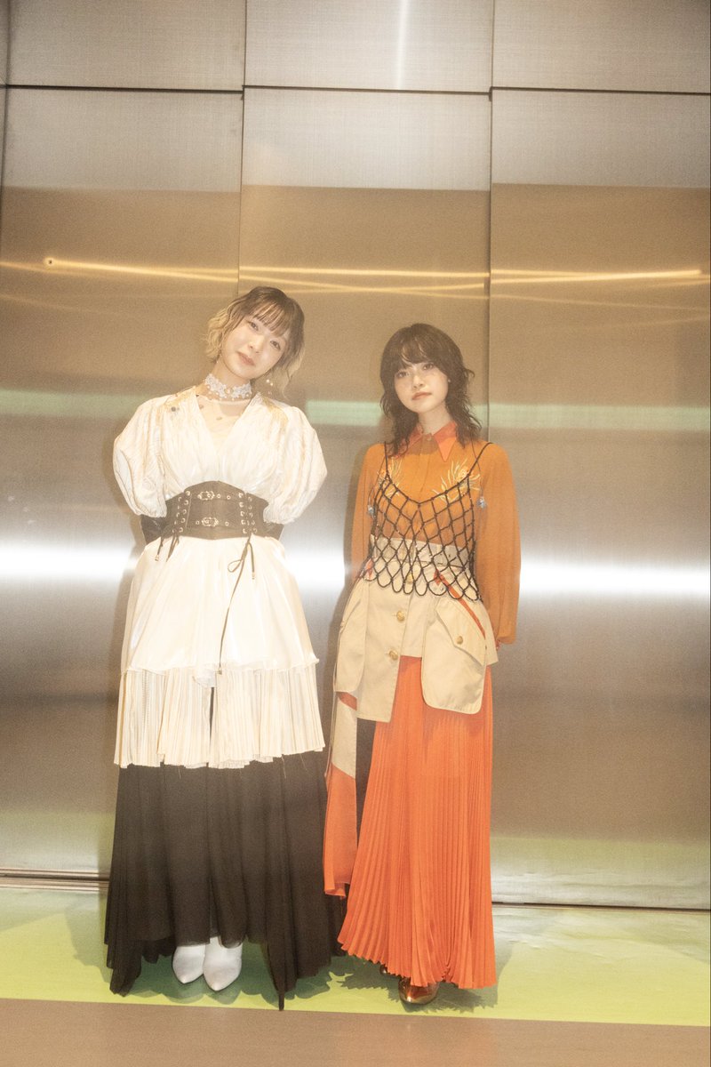 yasu_u3u's tweet image. #メメモリ1stLive ありがとうございました！
大好きなラメントを迫力あるオーケストラと共に。
リシェスの心と一緒に歌ったあの時間は、かけがえのない宝物です🙂‍↕️ペンライトキラキラでほんとに綺麗だったな💭
写真は素敵な共演者の方々と！🫶
片桐さんとは9年ぶりの再会でしたっ