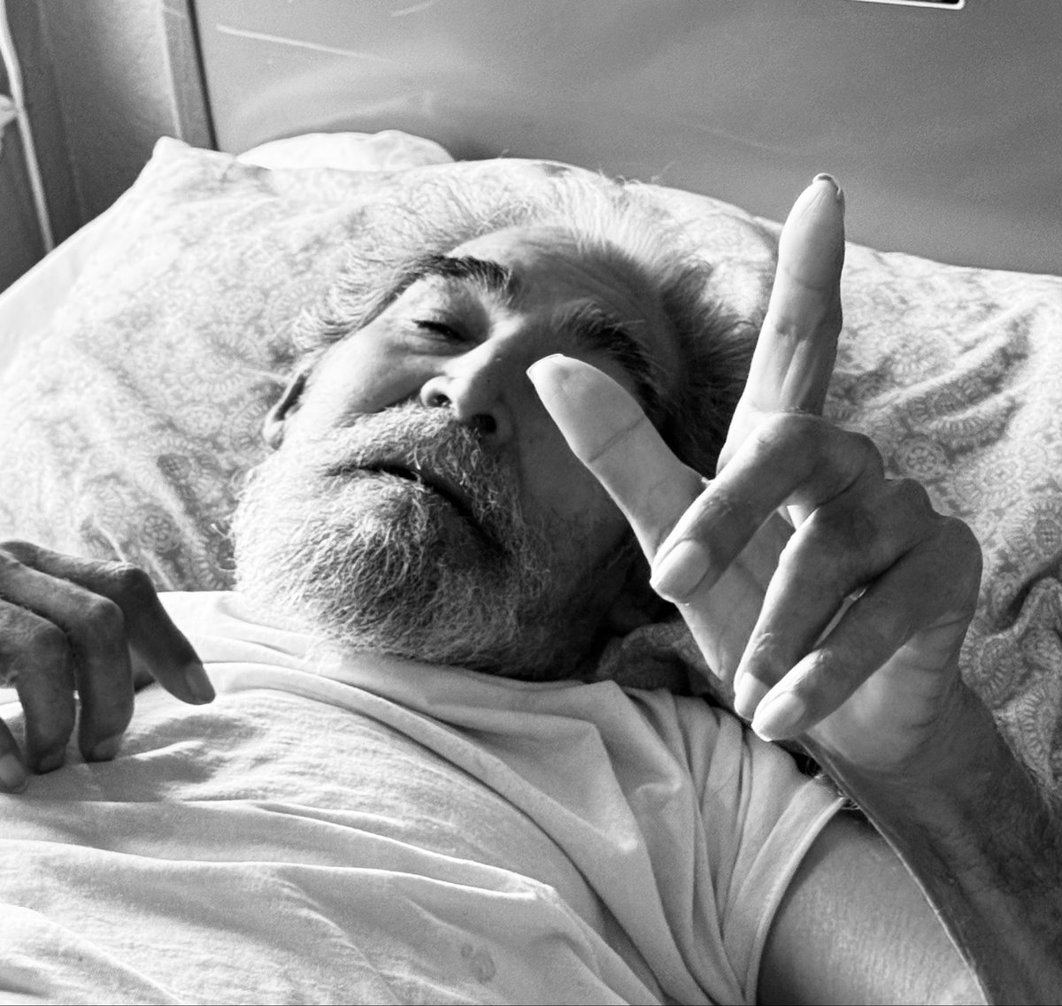 madraider06's tweet image. My dad in hospice care after the ASU game with his guns still up not giving AF. The Lord called him home yesterday and for the first time, I will watch our beloved Red Raiders knowing he won’t be around for our post game recap. Rest easy now Papi, I love you 😭 #RR4L #TexasTech