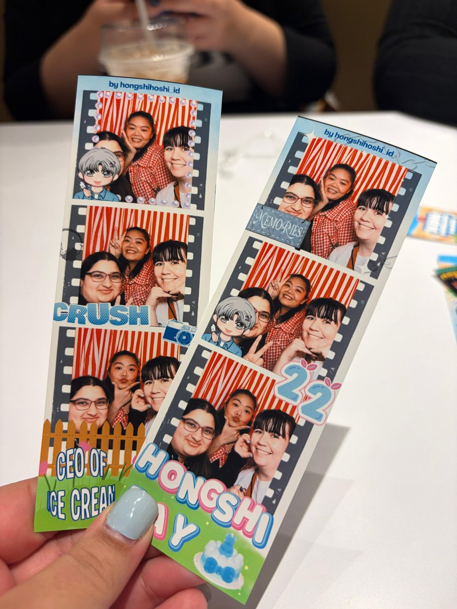 Polikuro's tweet photo. Birthday photobooth collected for baby #Hongshihoshi

Thank you @hongshihoshi_id 🫶🏻
With babes @DadialaD @mxnthuajai_ 🩷

#Hong22MemoryLane https://t.co/lRGcWtLyrK