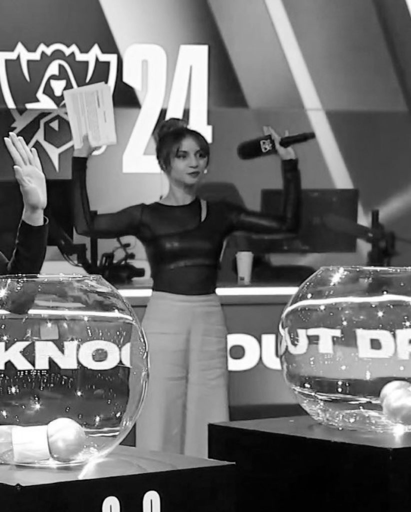 Laure Valée tweet media