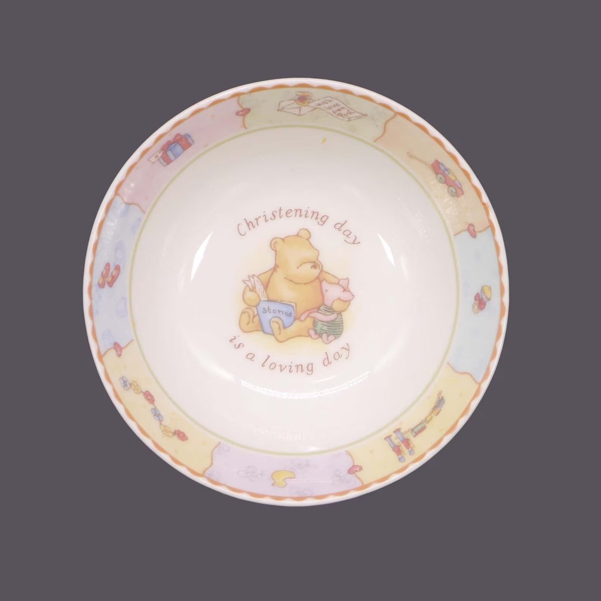 G97816960Girl's tweet photo. Vintage Royal Doulton Winnie the Pooh Christening Collection coupe cereal bowl. https://t.co/HdiRYRzFBb via @Etsy #BuyfromGroovy #antiques #giftforbaby #WinniethePooh #RoyalDoulton #RoyalDoultonWinniethePooh #babychristening #etsysellers https://t.co/oqIlQ8Y3Ij