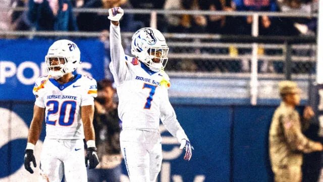 Ballknowball's tweet image. LATE CFB SCORES 🏈
Boise State 24, Nevada 3 
Montana 49, Sacramento State 35 
#FBS #FCS #MWC #BIGSKY