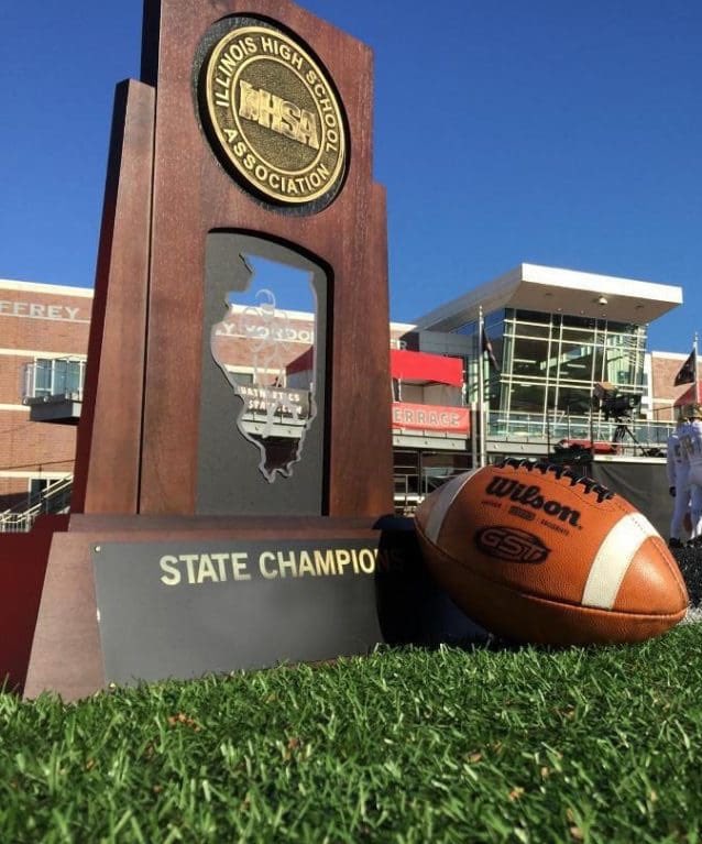 JusticeKeene1's tweet image. Happy #IHSA Selection Saturday 🏈🔥