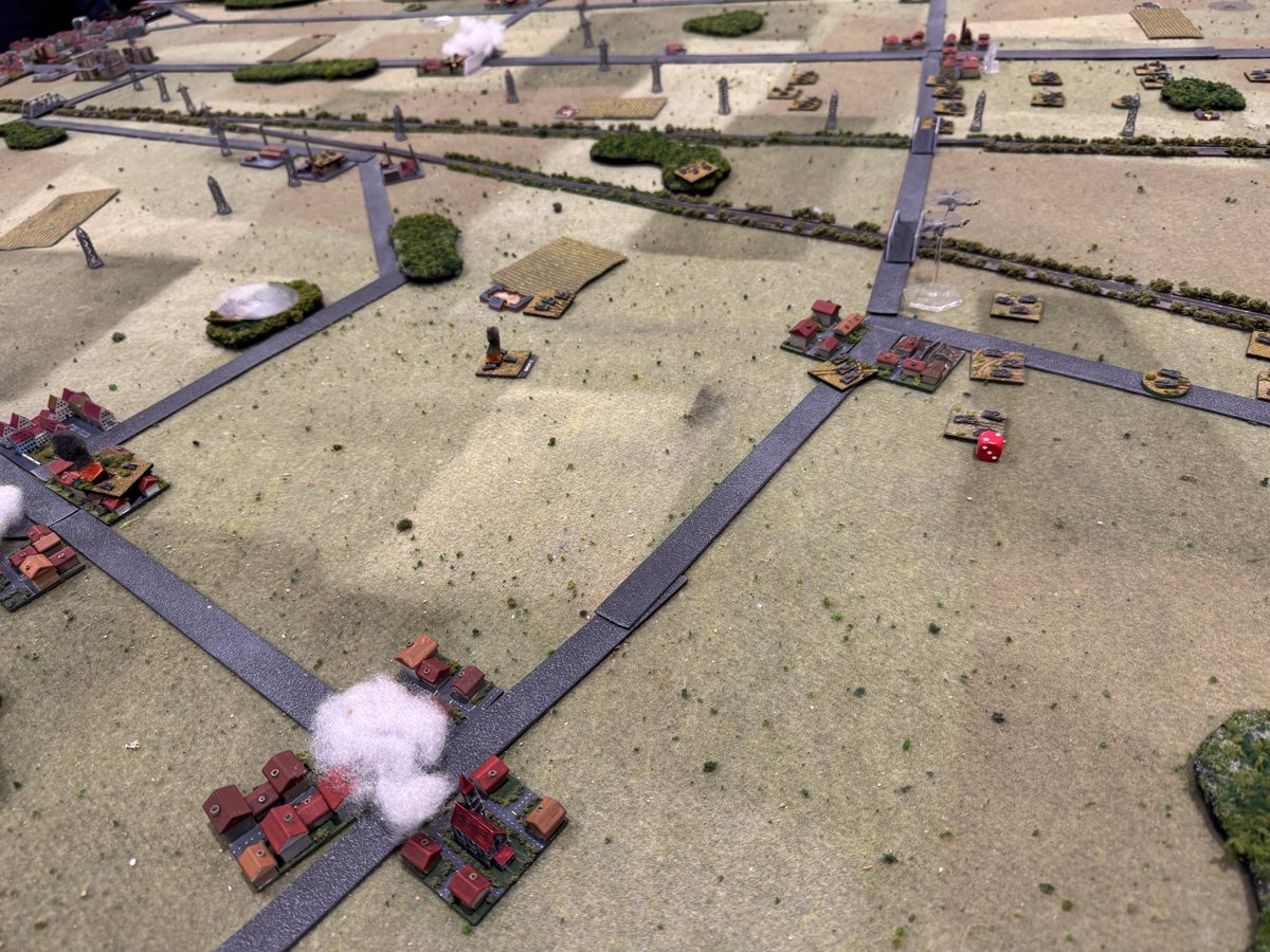 Good to have a natter with <a href="/DarkinDes/">Des Darkin in the Shed O War</a> at RE-Play this morning.