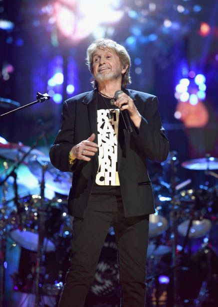 Yestormato's tweet image. Happy birthday, Jon