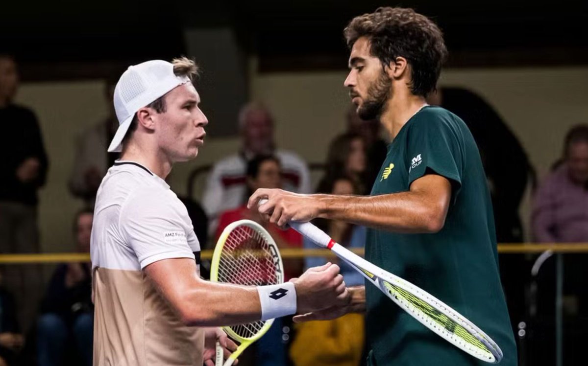 VAMOS!

Francisco Cabral into the biggest final of his career in Vienna ATP 500 alongside local Lucas Miedler.

Defeat Goransson/Bhambri 6-4, 7-6(5) in the semifinals.

9th career final for Cabral, 1st above 250 level
4th ATP final of the year &amp; with Miedler

Amazing!