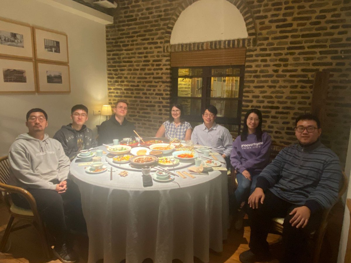 Babaklab's tweet image. 🎓 Visit to Nanjing University | October 2025
Prof. Maria Babak shared our AI-guided platinum &amp;amp; gold drug work.
Big thanks to Prof. Zijian Guo, Prof. Huanhuan Fan, Xiaoyong Wang, Xinyu Xu and others for the warm welcome &amp;amp; hospitality!
#NanjingUniversity #DrugDiscovery #LabLife