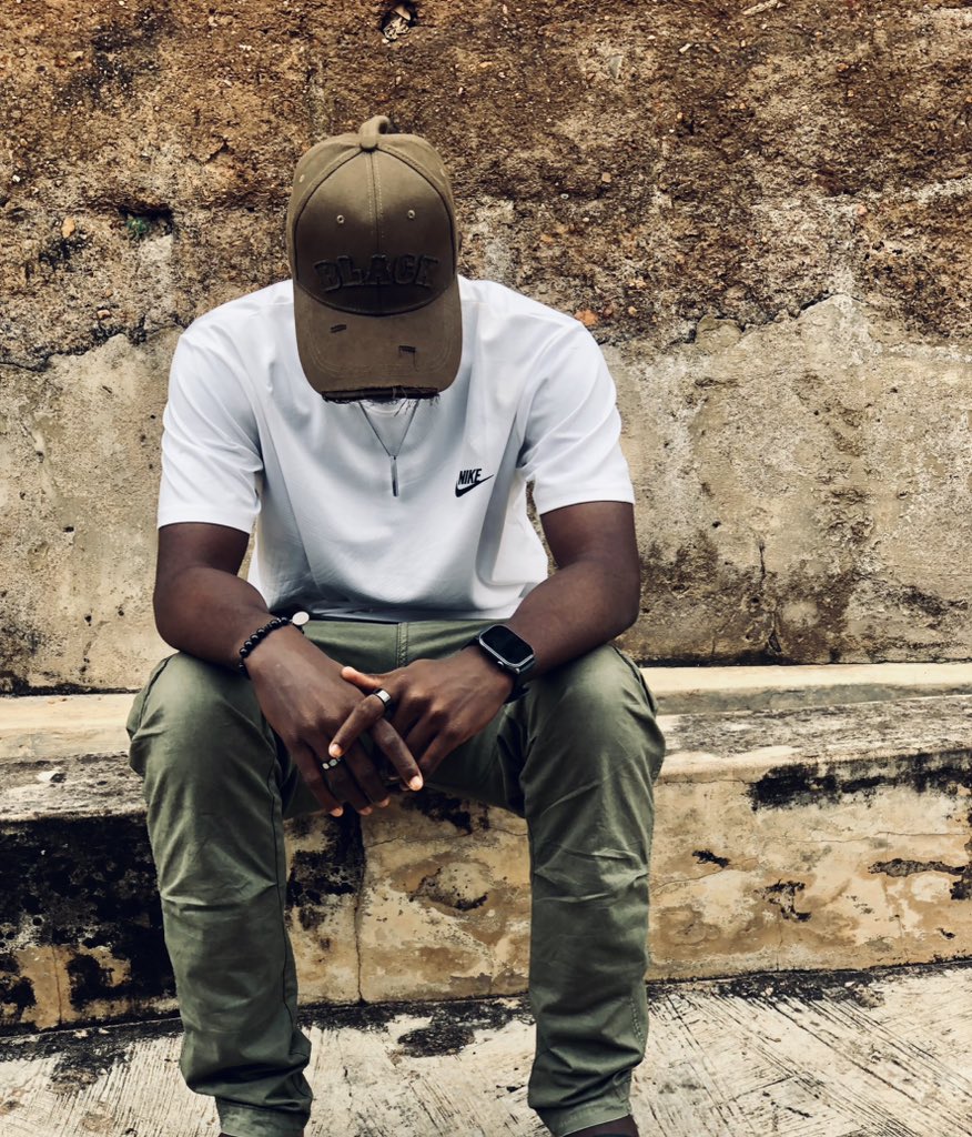 Akinmokun3's tweet image. I have got 4😂❤️