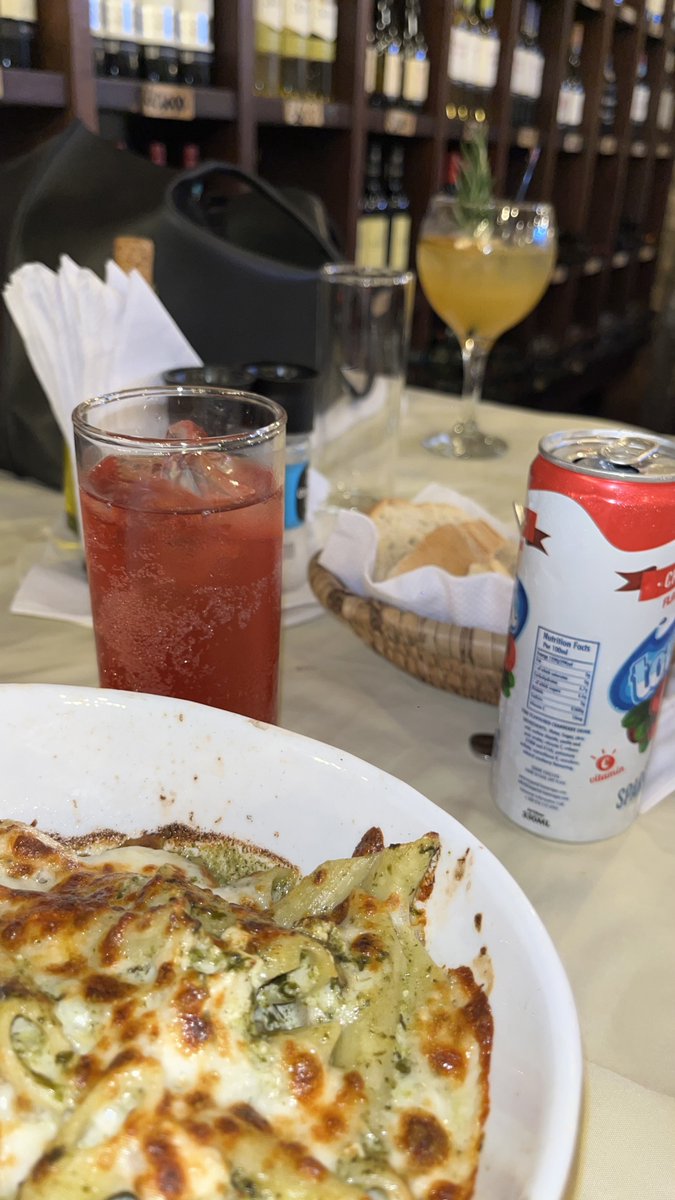 VeryRareKola's tweet image. Kanou; 叶