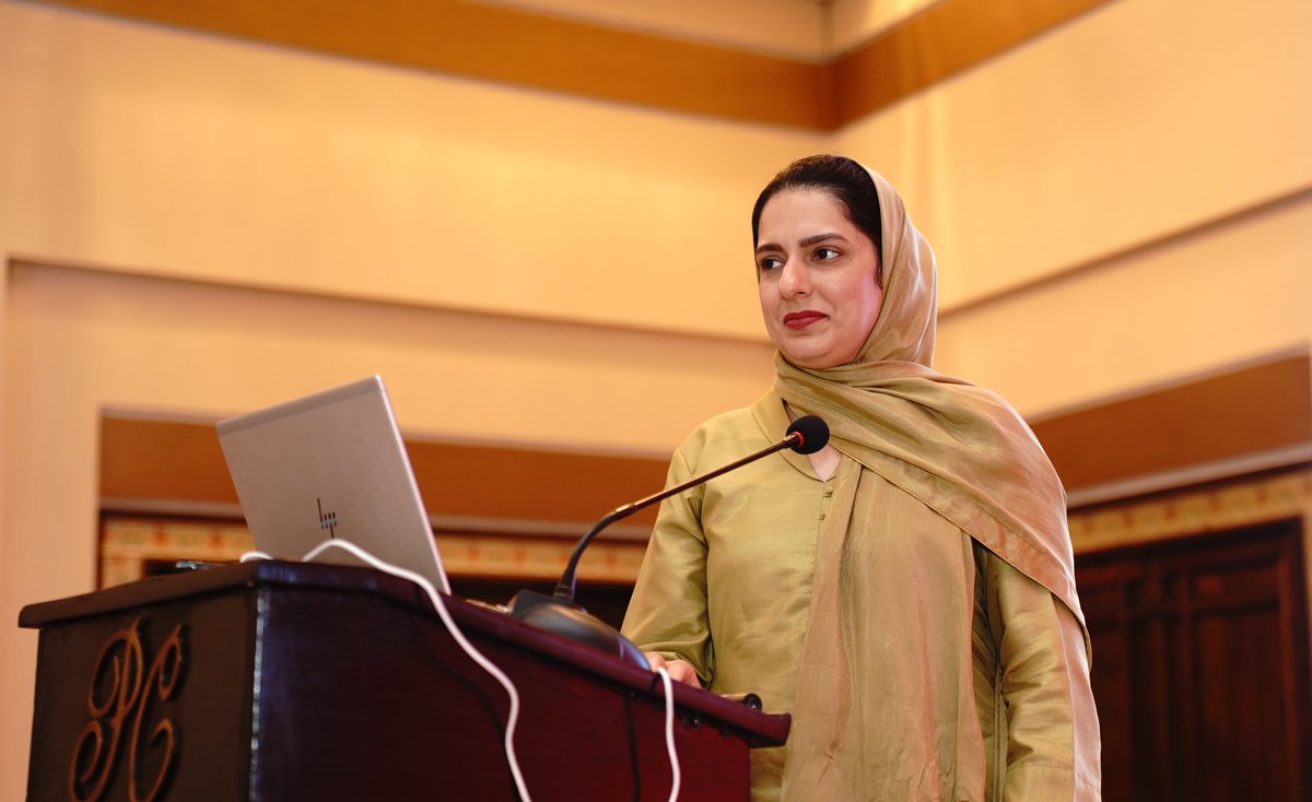 SKMCH's tweet photo. Highlights from the second day of the 24th Shaukat Khanum Cancer Symposium.

Join us tomorrow for the third and last day of the #24SKCS and get an opportunity to hear from national and international speakers.

To watch live 👉 https://t.co/7m98EjSkcQ

#SKCS #SKMCH @ASCO https://t.co/vGzFAFkBt9