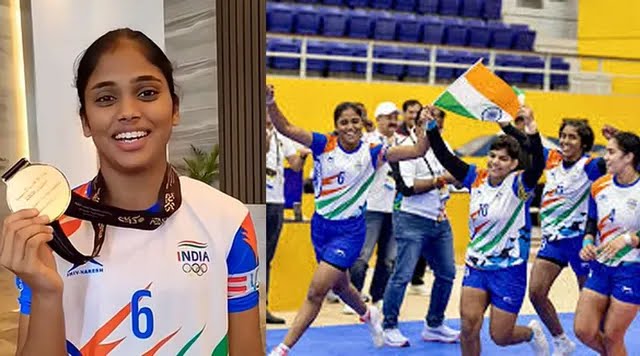 2025 ஆசிய இளையோர் கபடி போட்டிகளில் சிறப்பாக விளையாடி, இந்தியாவின் வெற்றிக்கு முக்கிய பங்களிப்பு செய்து தங்கப் பதக்கம் வென்ற சென்னை கண்ணகி நகர் தங்கமகள் கார்த்திகா அவர்களுக்கு மனமார்ந்த பாராட்டுகள். 
#Karthika #AsianYouthGames2025
#Kabaddi #IndiaPride #GoldenGirl #KannagiNagar