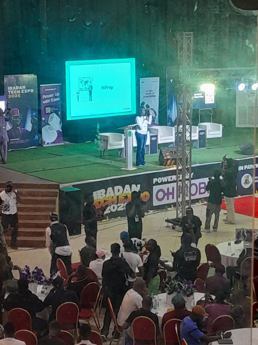 priscilla_4's tweet photo. Excited for the opportunity to be in the midst of so many great minds. Here's to gaining knowledge and networking.🥂
#ibadantechexpo2025 https://t.co/aSuFUsPdQ4