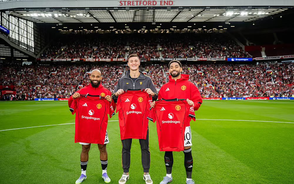 ثلاثتهم ساهموا اليوم