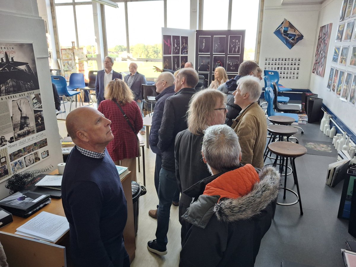 Adrian Long tweet media