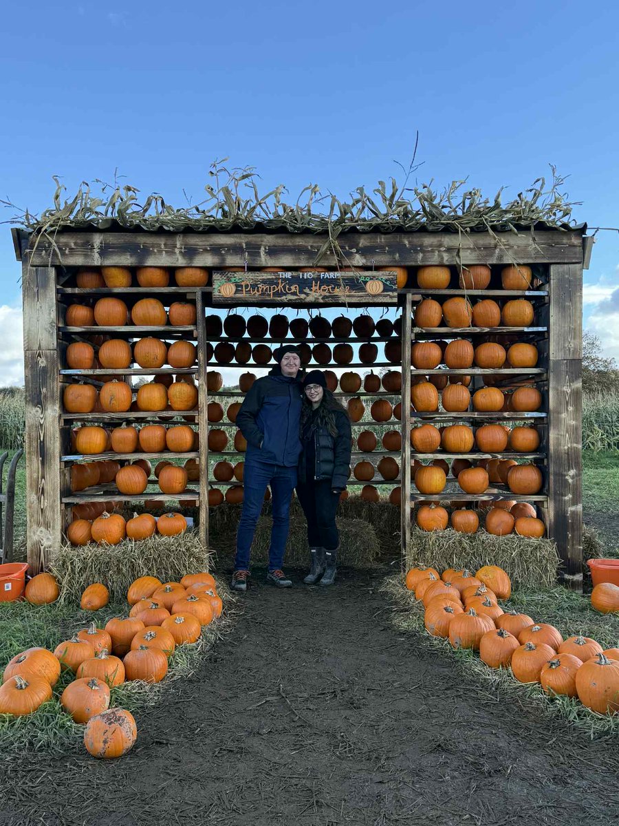 izzy_greasby's tweet photo. amazing day at the 110 farm pumpkin patch, @Syndicate you should be so proud of all the hard work you have all put in 🎃 https://t.co/WO5tbt3UNF