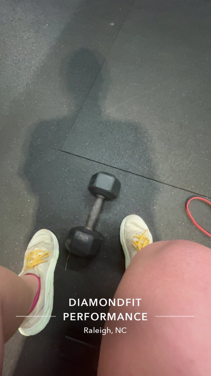 After a good lift this morning, I went to watch my teammate <a href="/makennagray28/">Makenna Gray</a> play!!! <a href="/Org_LLG/">Lady Lightning Gold Org Account</a> <a href="/LLGProspects16u/">LLG Prospects 16u</a> <a href="/LawsonGerland/">Lawson Gerland</a> <a href="/ZoDavidson17/">Zoelle Davidson</a>