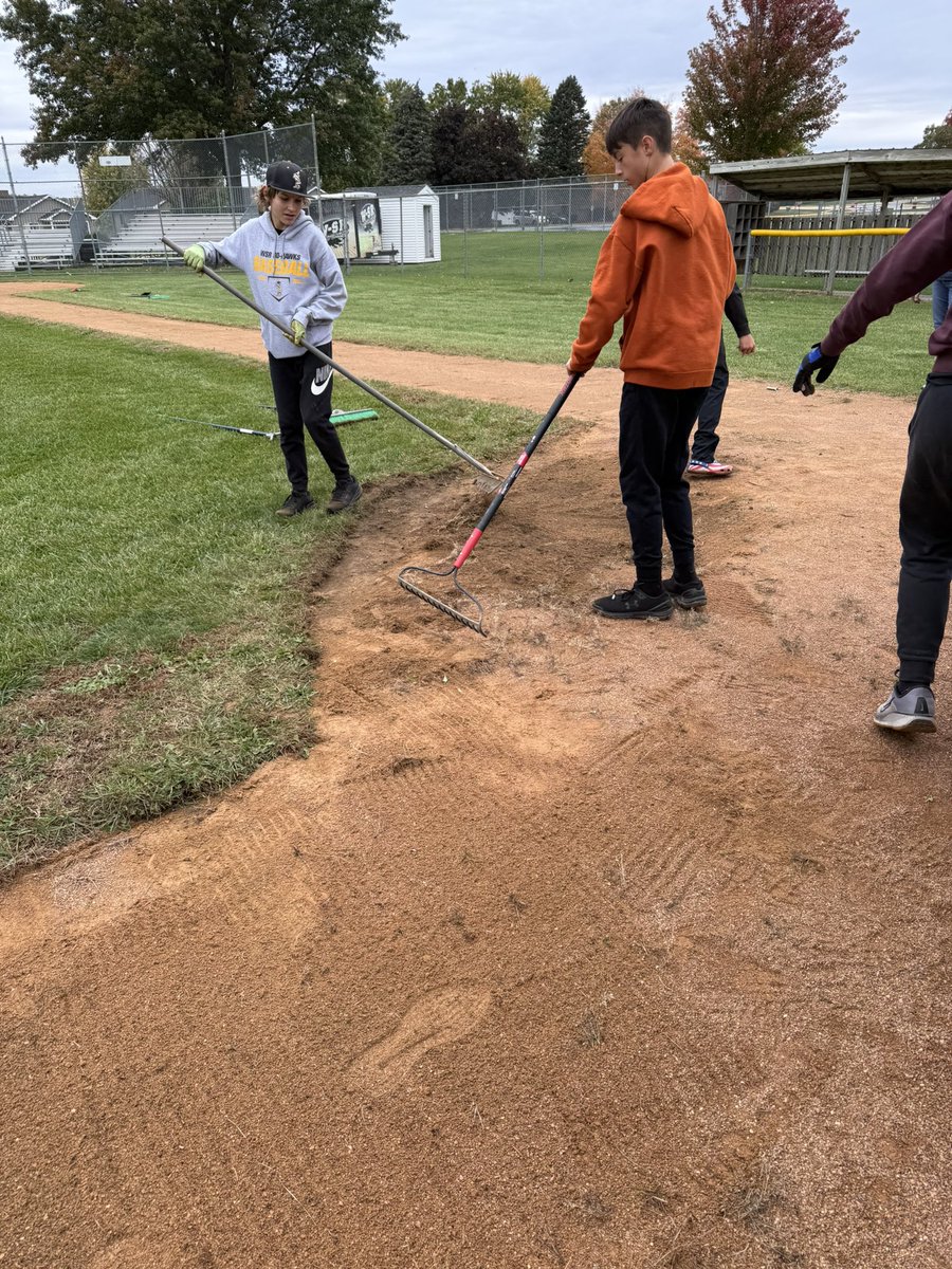 GoHawkBaseball tweet media