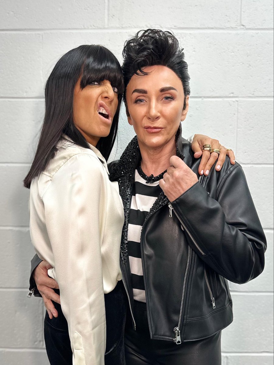 ShirleyBallas's tweet image. Uh-huh-huh 🤟🏼🎤 #Strictly