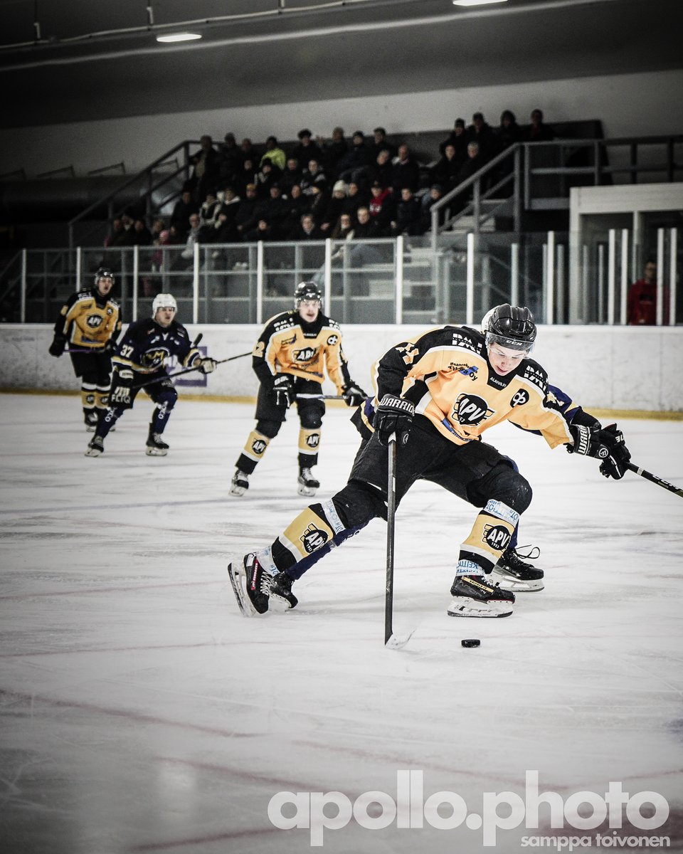 Apollo Photo tweet media