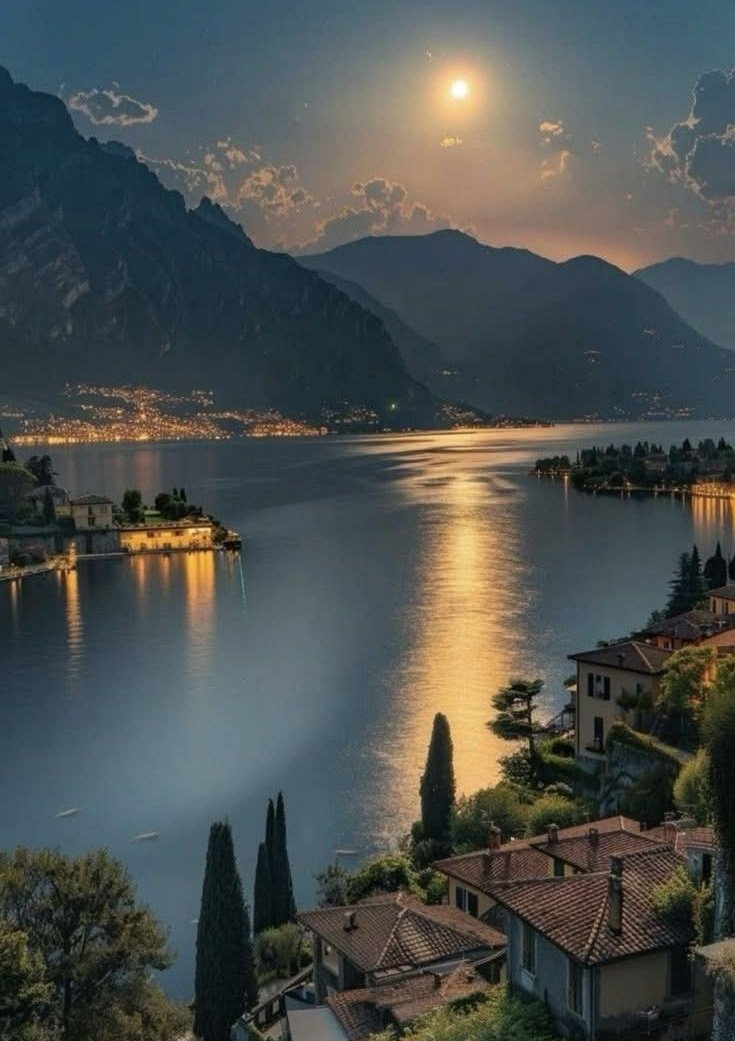Dida (@dida_ti) on Twitter photo Basta un semplice suono o una luce capace di folgorare l'anima perchè un ricordo riaffori e l'amore rianimi il cuore 
#goodnight ❤️
Lago di Como Basta un semplice suono o una luce capace di folgorare l'anima perchè un ricordo riaffori e l'amore rianimi il cuore 
#goodnight ❤️
Lago di Como