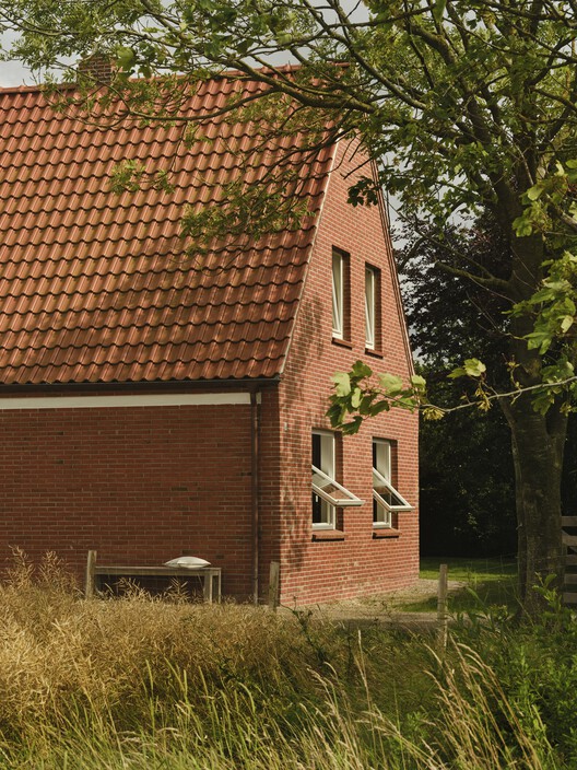 4AAAAart's tweet photo. Farmworker’s House by Nidus

Norden, Germany 🇩🇪 https://t.co/wU8ZKDHuU2