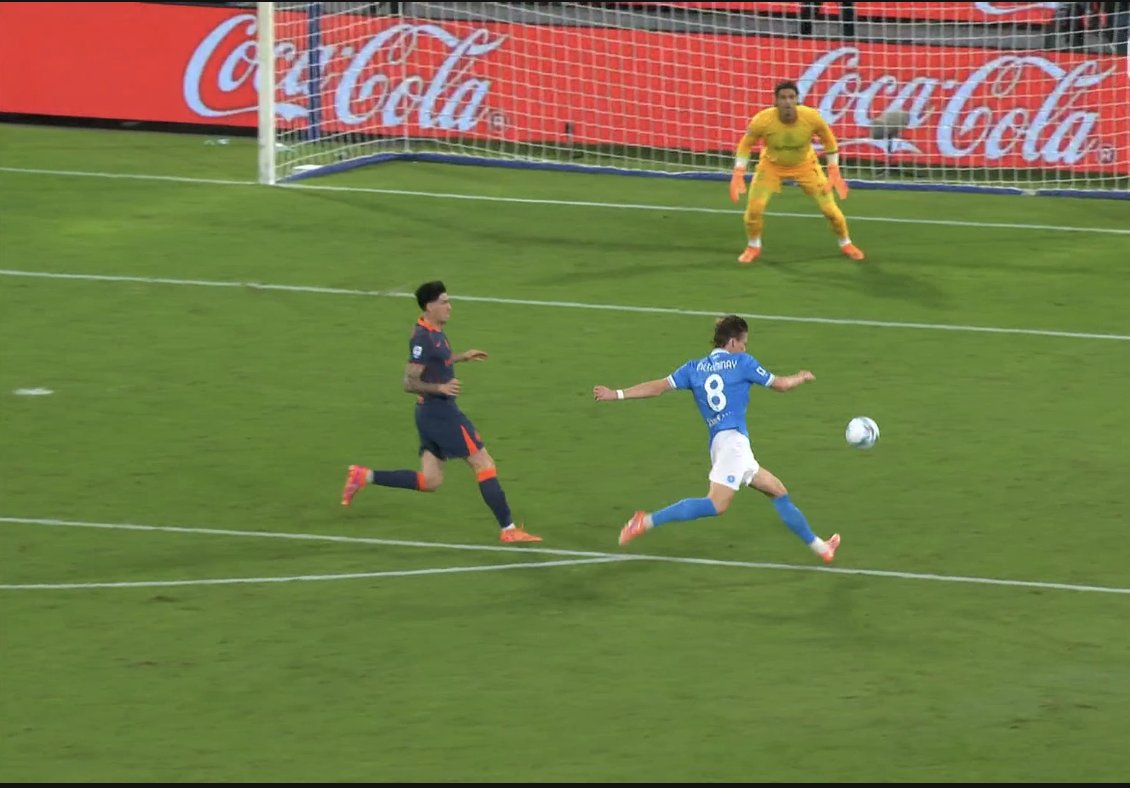 📸 - SCOTT MCTOMINAY SCORED WITH A VOLLEY AGAINST INTER FROM JUST OUTSIDE THE BOX, LOOK AT THIS!

THIS BOY IS SOMETHING ELSE!