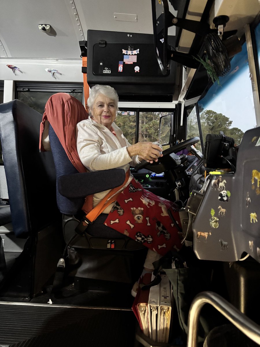 We treated our bus drivers all week in honor of #SchoolBusSafetyWeek! We appreciate them and are thankful for all that they do to ensure the safety of our students 🚌 #HamptonProud 💛💜🐝 <a href="/Transport_HCS/">Transportation HCS</a> <a href="/michellewil2/">Michelle Williams</a> <a href="/mrsj_cohen/">Mrs. Janae' Cohen, Ed. S.</a> <a href="/k_troutman10/">Kim Troutman</a> <a href="/missasu98/">Joycelyn Jackson</a>