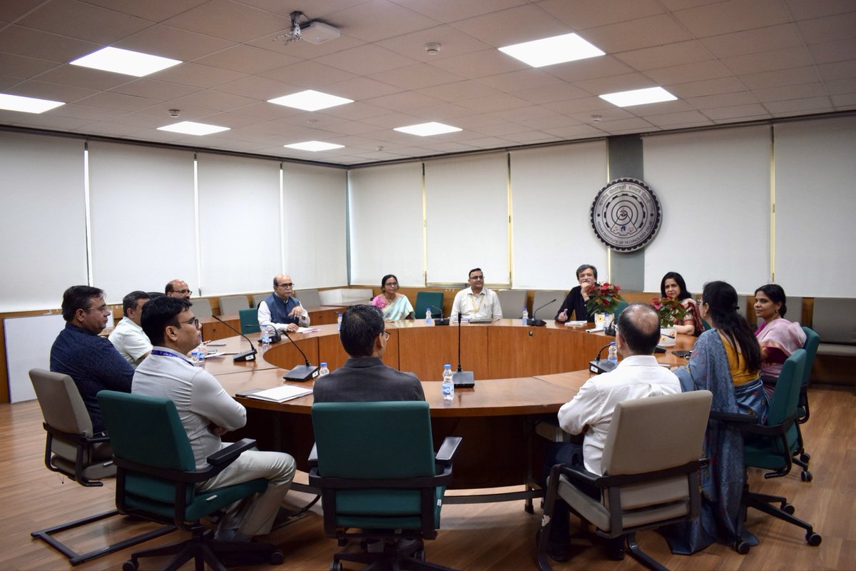 iitdelhi's tweet photo. #IITDelhi and Kendriya Vidyalaya Sangathan (@KVS_HQ) have signed an MoU to enhance #STEM_education among school students and provide professional development opportunities for teachers. The MoU marks the first-ever collaboration between #KVS and any IIT for #STEM outreach and is a step towards formalizing the ongoing collaboration between the two in various capacities.
Read more via @htTweets
https://t.co/21IQIGMsq1