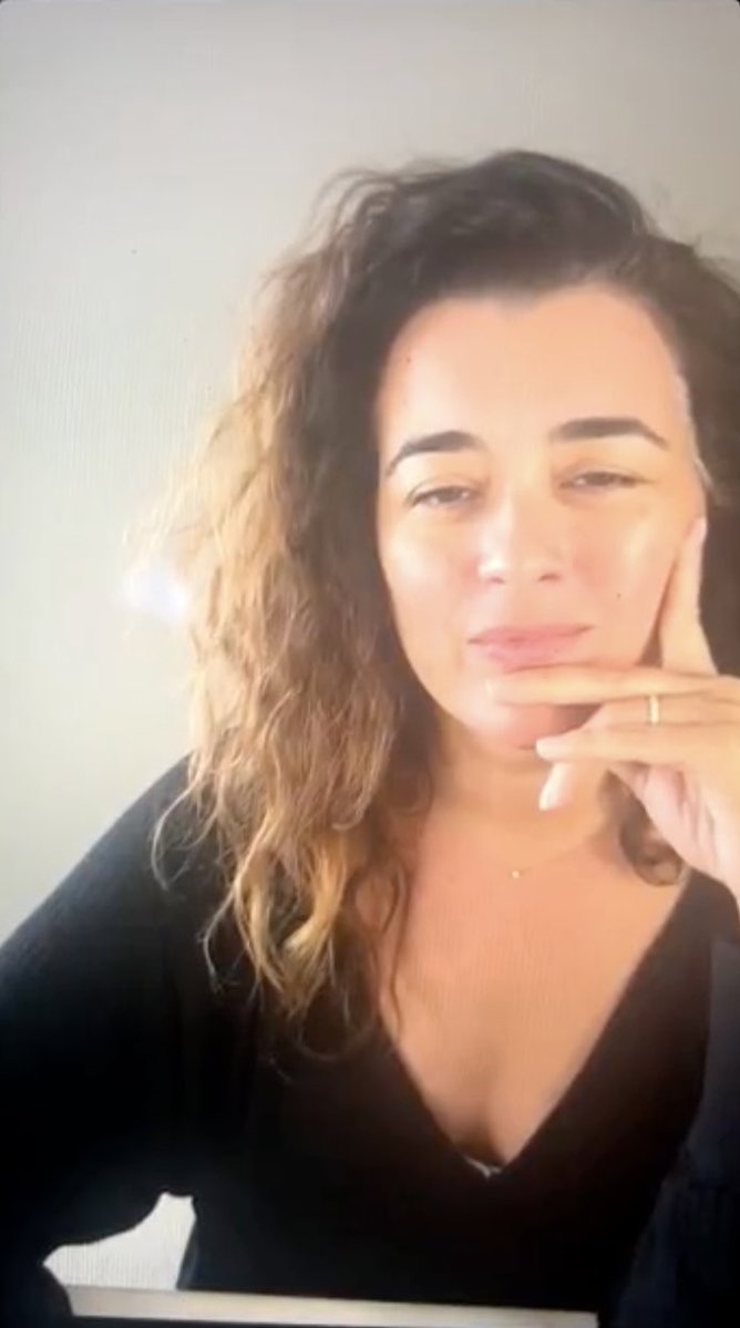 simplymateriaI's tweet image. COTE DE PABLO IS SO BEAUTIFUL 😭😭 like what do you mean she’s just out there looking this gorgeous????