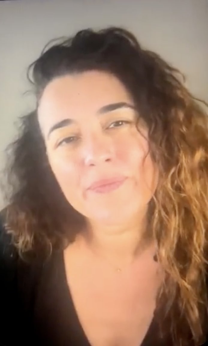 simplymateriaI's tweet image. COTE DE PABLO IS SO BEAUTIFUL 😭😭 like what do you mean she’s just out there looking this gorgeous????