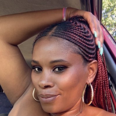 Shirlez's tweet image. #NewProfilePic
The girl your mama warned you about🩷