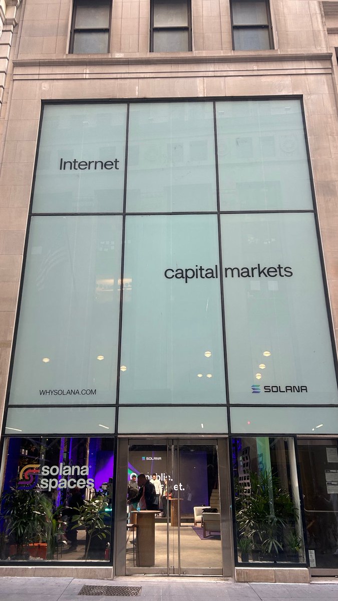 getofflinexyz's tweet image. 📍the center of the world