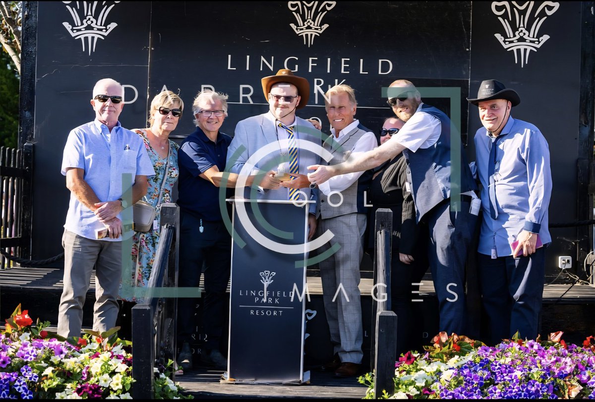 SENTIMENTAL SATURDAY! 

<a href="/LingfieldPark/">Lingfield Park</a> Racecourse (28/06/25)

The <a href="/EqR_Infinity/">Equestrian R Infinity and The Limes Syndicates</a> Team celebrating River Alwen's win under a great ride by Georgia Dobie.

#WinnersEnclosure #WinningFeeling #Racehorse #HorseRacing #Equestrian #Jockey #Trainer #lingfieldparkracecourse