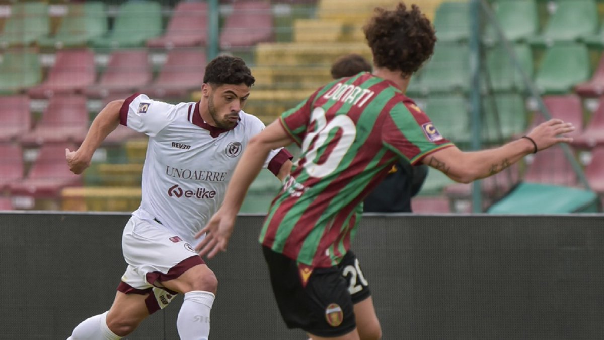 Picenotime (@picenotime) on Twitter photo Serie C girone B 11° turno: Cianci regala un pari prezioso all'Arezzo a Terni. Tris del Gubbio a Carpi picenotime.it/it/pagine/59F8… #seriec Serie C girone B 11° turno: Cianci regala un pari prezioso all'Arezzo a Terni. Tris del Gubbio a Carpi picenotime.it/it/pagine/59F8… #seriec