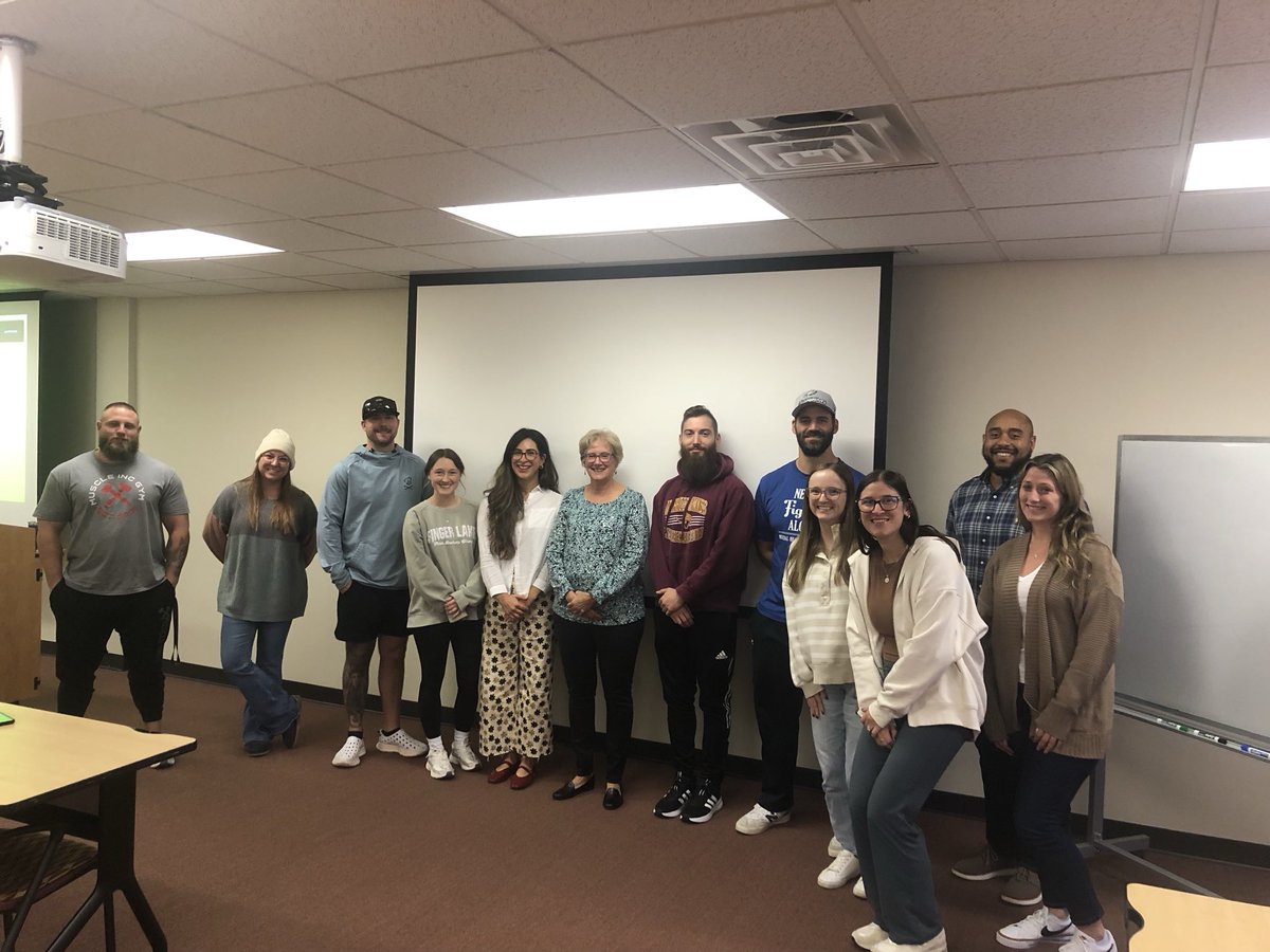 ESU_EXSC's tweet image. Doctoral students attended a presentation on technologies used by healthcare administrators given by Dr. Jan Wilson.
