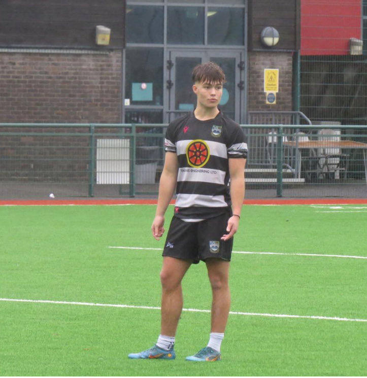 Your man of the match for today’s game against Talywain Youth is Max Marshall. Recognised for the threat he posed to the opposition and his trusty boot today. 
Well done Max. ⚫️⚪️
#wassyouth