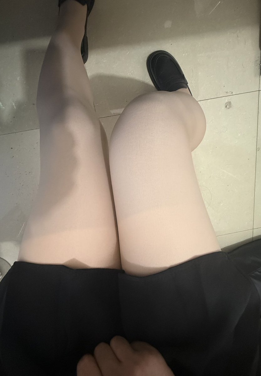 shbunk4's tweet photo. 达成成就:女装去菜鸟驿站取快递 #男娘 https://t.co/hBiHEWw39v
