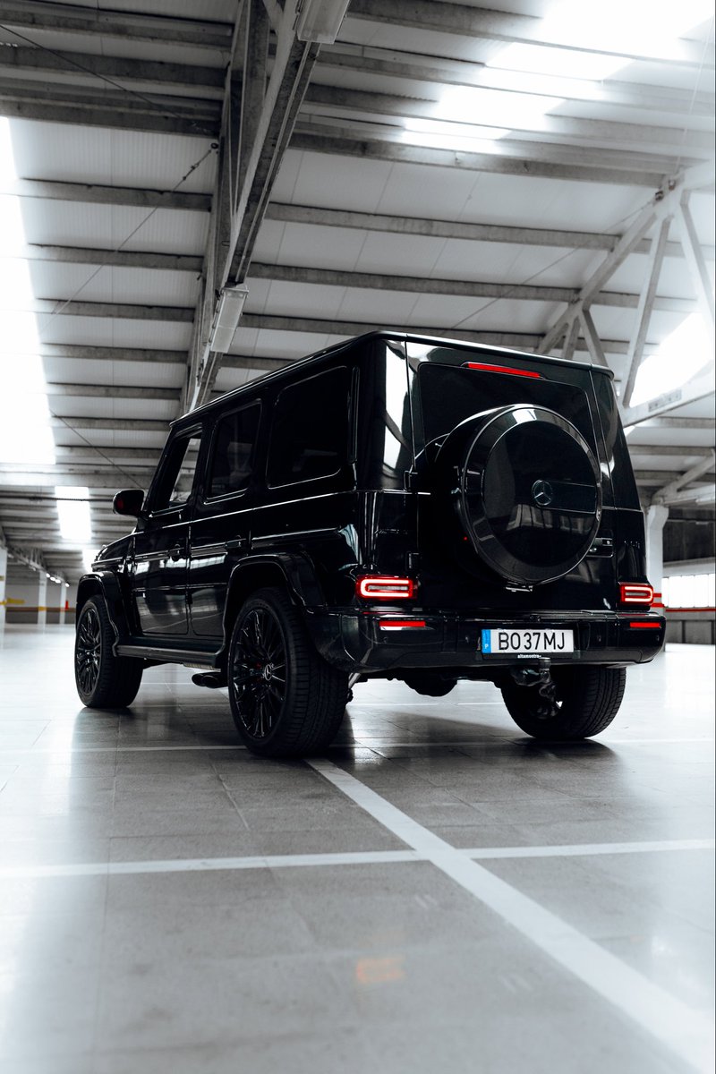 Sonhei tanto com este momento.
Hoje ele é real.
E percebo que o mais importante não foi o carro, mas o caminho até aqui.
Crescer, acreditar e nunca desistir.
New beast, Mercedes-AMG G63 🖤🔥