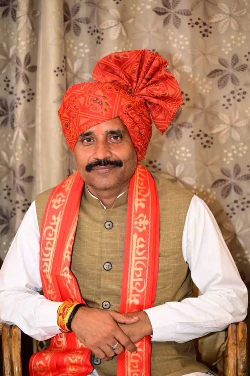 भाजपा को मजबूती प्रदान करने वाले हमारे पूर्व संगठन मंत्री एवं छतरपुर जिला के दो बार के भाजपा के माननीय जिला अध्यक्ष आदरणीय श्री चंद्रभान सिंह गौतम जी को जन्म दिवस के शुभ अवसर पर बहुत-बहुत बधाई और शुभकामनाएं