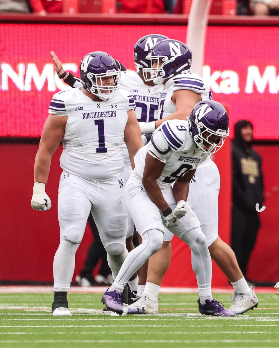 Northwestern Football tweet media