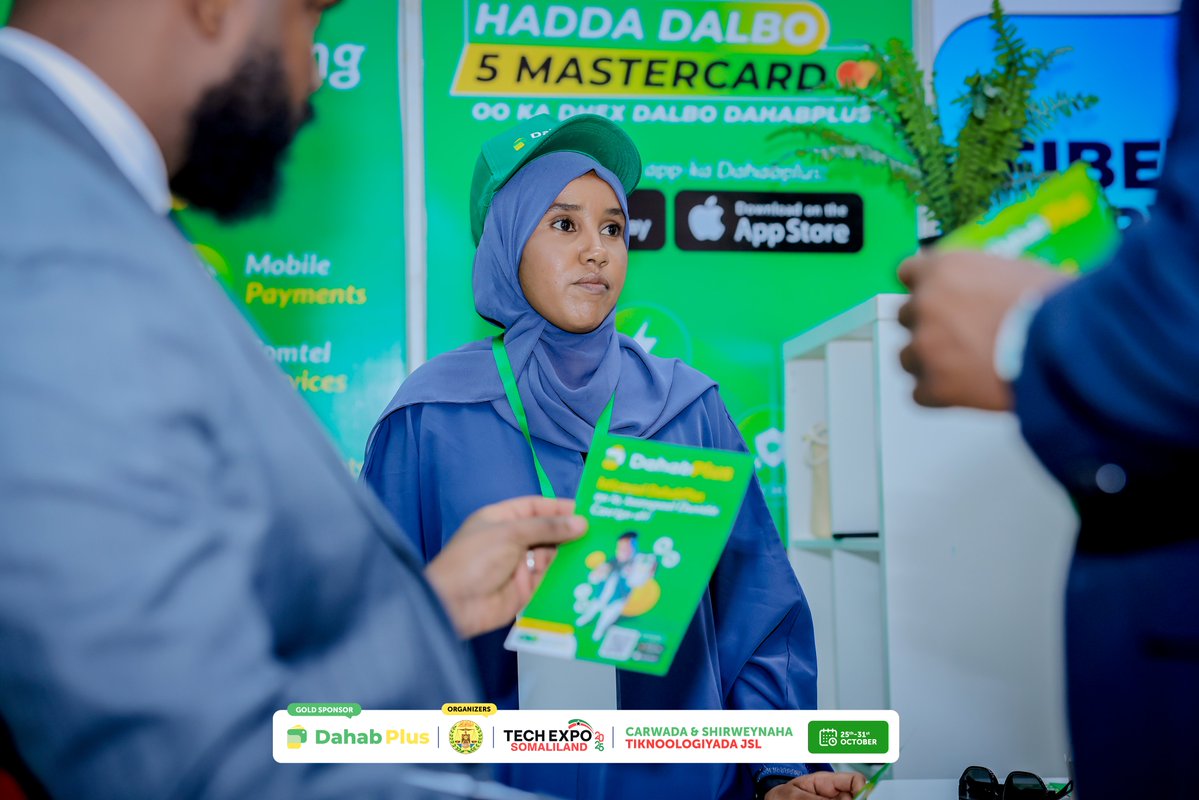 DahabPlusApp's tweet image. DahabPlus proudly showcased its innovation at the Somaliland Technology Expo 2025 in Hargeisa.
We were honored to welcome President H.E. Abdirahman Mohamed Abdillahi “Cirro,” who praised Dahabshiil Group’s role in driving digital transformation and fintech growth. 🌍💡…