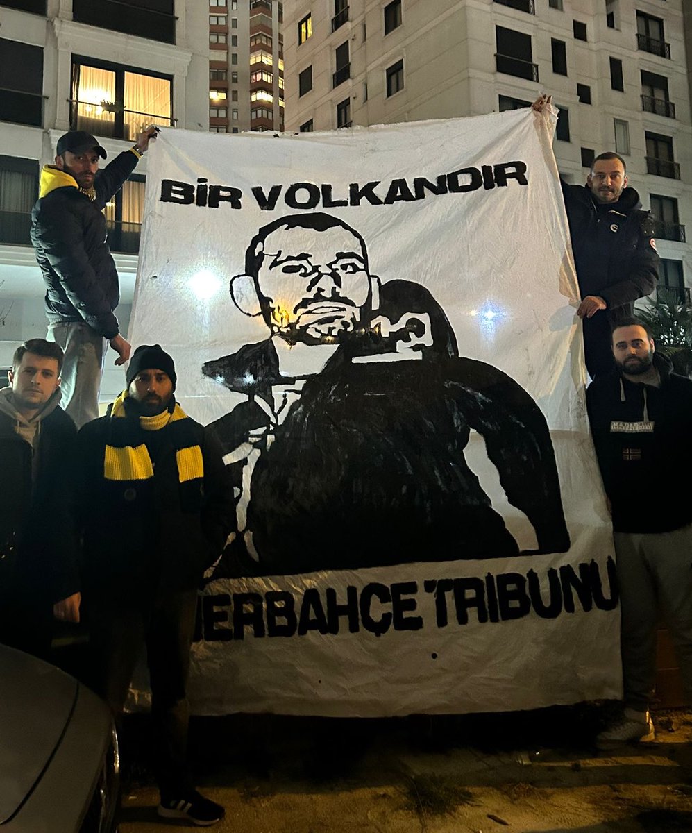 #VolkanYücesanTribüne 
<a href="/VolkanYucesan/">Volkan Yücesan</a> ☝🏼