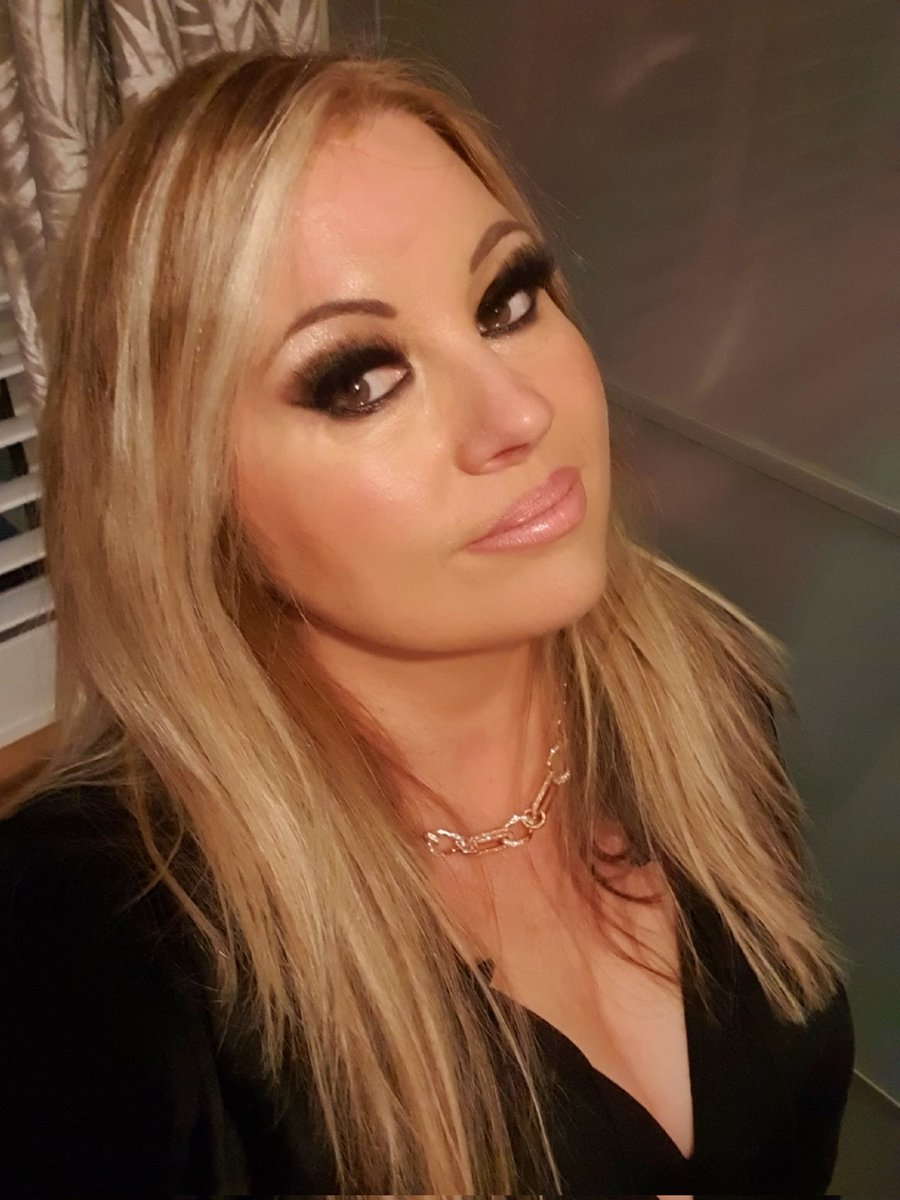 Siobhean 🖤 tweet media