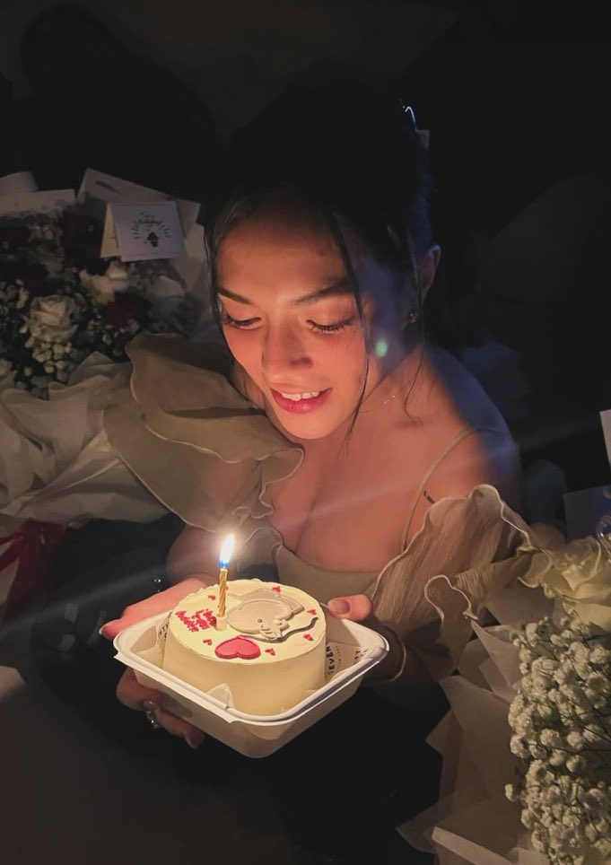 kimyellll's tweet image. stay with us forever, @mikslmnc 🤍🍃✨