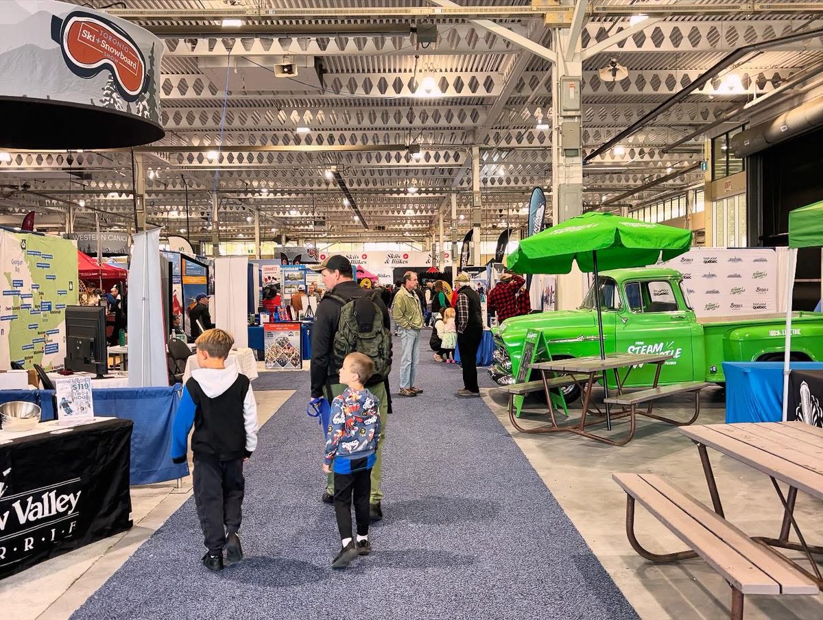 I was delighted to attend the Toronto Ski + Snowboard Show on behalf of Minister Neil Lumsden to celebrate Ontario’s vibrant winter sports community! 

From seasoned athletes to first-time adventurers, it’s inspiring to see the passion and energy that make winter such a special