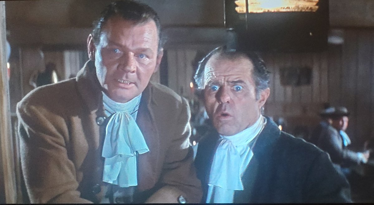 TOSSatNight's tweet image. &quot;Books...?&quot;
#TOSSAlumniSighting Elisha Cook Jr. #TheHaunteePalace
#TOSSatNight