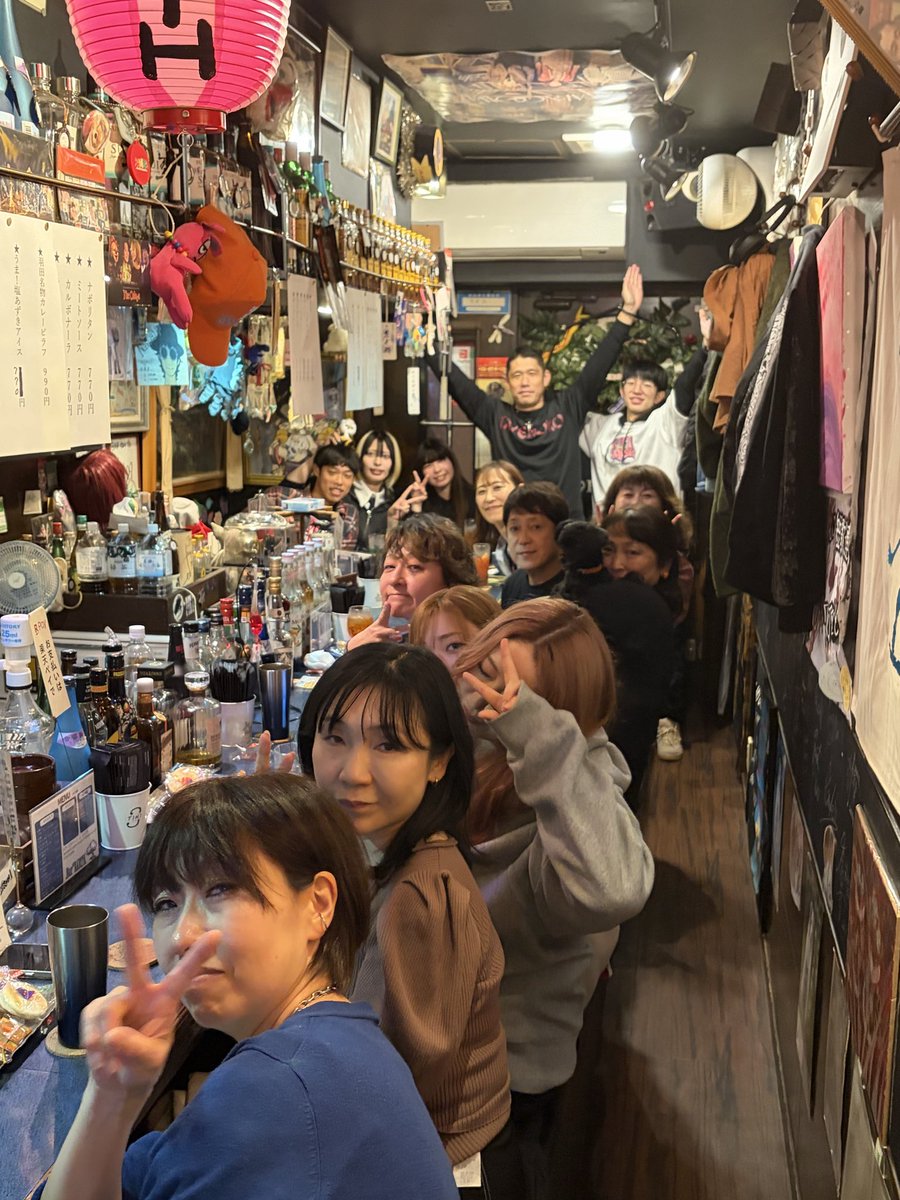 Ringo_haha's tweet photo. 本部のオフ会だよ🎶 https://t.co/7DHL9VbtDX