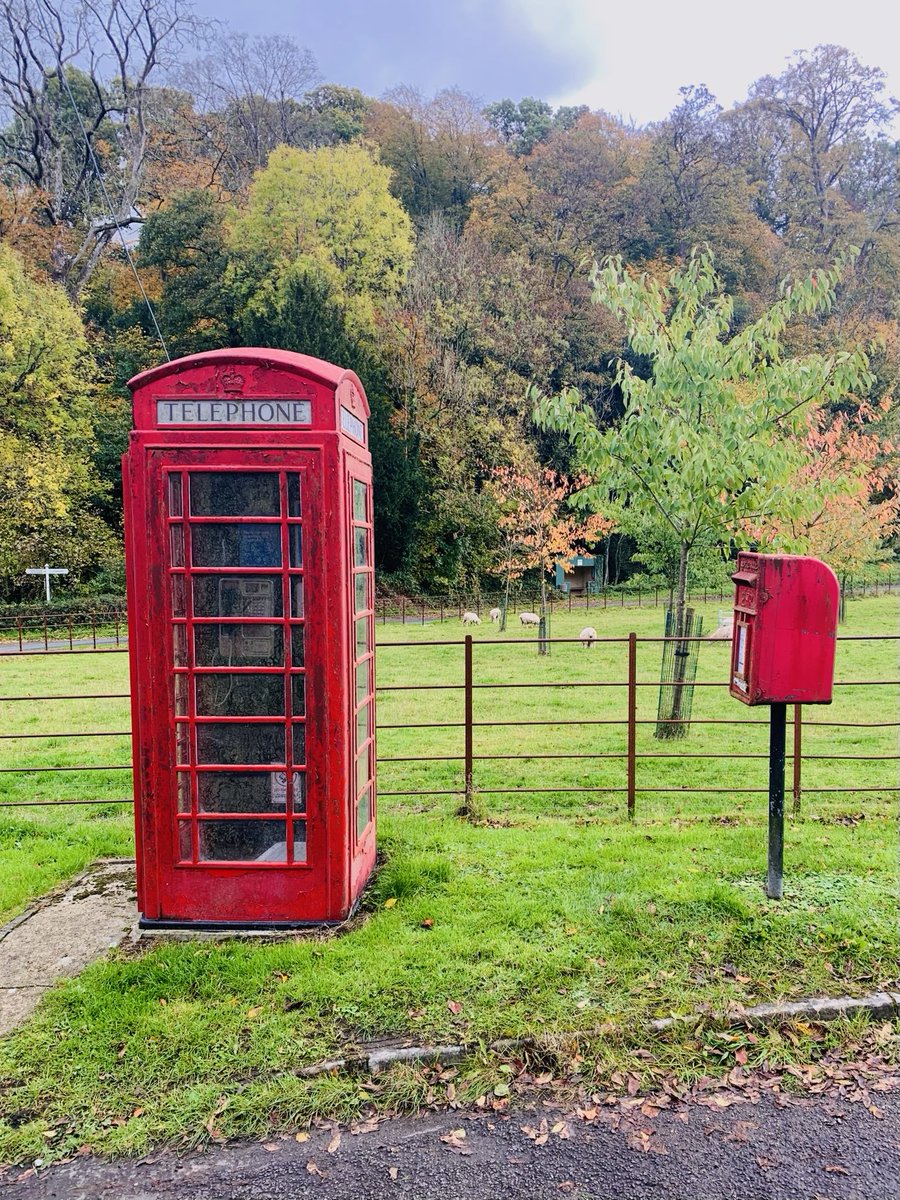 Little &amp; Large: lonely pair outside Stop Farm, nr Tisbury, #Wiltshire - for #PostboxSaturday